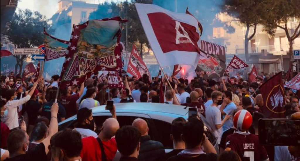 morto-tifoso-salernitana