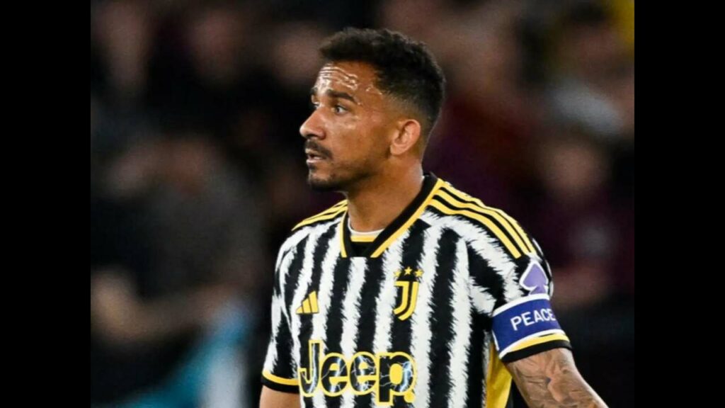 Calciomercato Juve, addio o permanenza? Danilo avrebbe deciso 