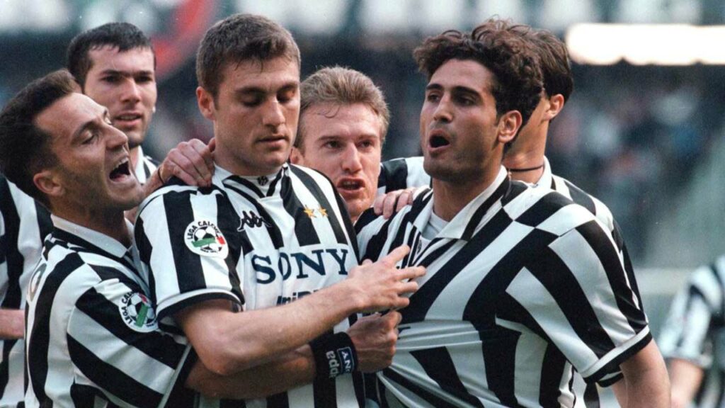 Vieri, retroscena sugli allenamenti a Torino: spiega cos’è la Juve